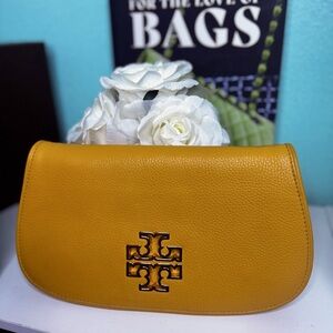 [GIFT] Tory Burch Britten Yellow Crossbody